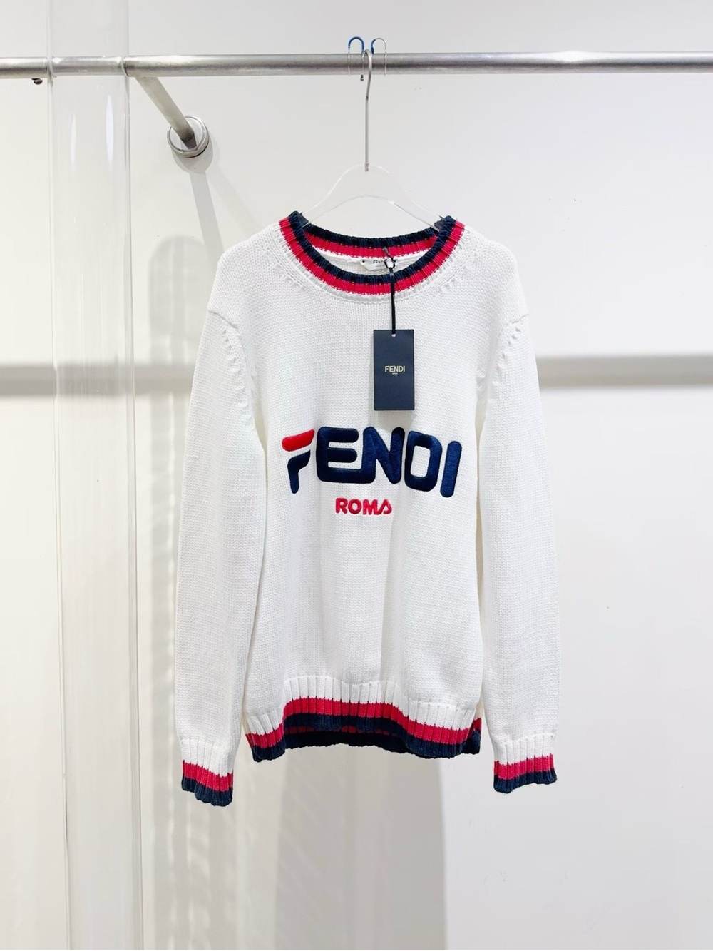 🚩steal Fendi White Knit Sweater with Navy & Red Logo Trim